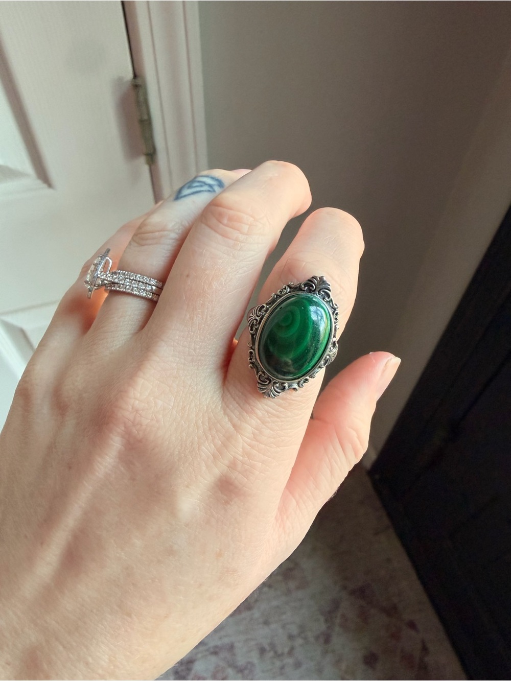 Vintage-Style Malachite Oval Ring - Women's Jewelry